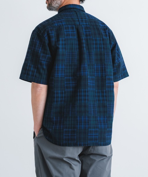 quadro(クオドロ)の「パッチワークパターンBD半袖シャツ(シャツ/ブラウス・メンズ・ブルー/レッド・MEDIUM/LARGE)」の10枚目の写真