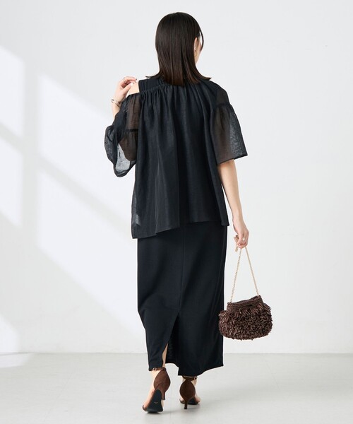 NOLLEY’S(ノーリーズ)の「ウォッシャブルシアーリネンカールマイヤー2WAYギャザーブラウス(シャツ/ブラウス・レディース・ブラック/カーキ/オレンジ・FREE)」の15枚目の写真