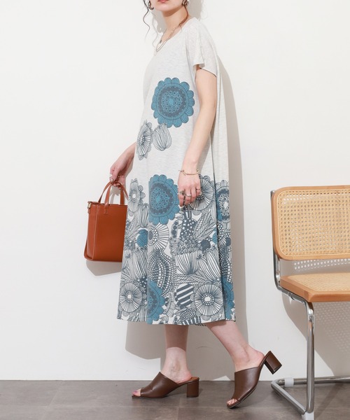 BARNDOOR(バーンドア)の「天竺フレアーOP 26SS 半袖(ワンピース・レディース・ベージュ系2/オートミール/イエロー系/ネイビー系2/ネイビー系/ブラック・FREE)」の17枚目の写真