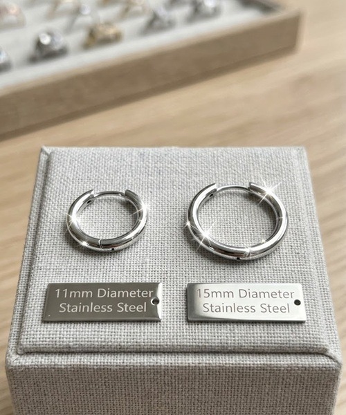 dream in the cradle(ドリームインザクレイドル)の「金属アレルギー対応ステンレス ミニマルピアス(ピアス(両耳用)・レディース・ゴールド/シルバー・SMALL/MEDIUM)」の2枚目の写真