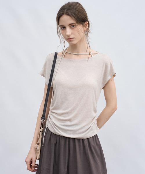 tageechita(タジチタ)の「【tageechita】コードリボン フレンチスリーブTシャツ(Tシャツ/カットソー・レディース・ホワイト×ブラック/ベージュ・L/M/S)」の1枚目の写真