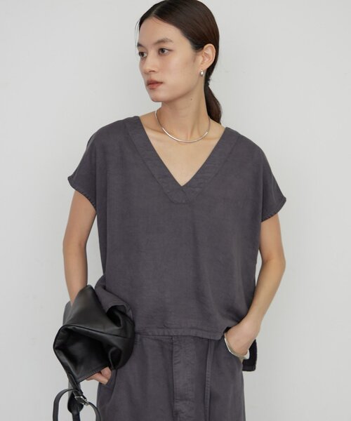 LOUNGEDRESS(ラウンジドレス)の「《セットアップ可》リヨセルプルオーバー(シャツ/ブラウス・レディース・ライトベージュ/ブラウン/チャコールグレー・FREE)」の4枚目の写真