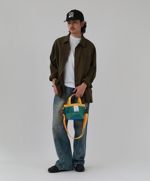 C&X MARKET(シーアンドエックスマーケット)の「C&X MARKET グリッド ミニショルダートート(ショルダーバッグ・メンズ・レッド/ブルー・ONE SIZE)」の9枚目の写真