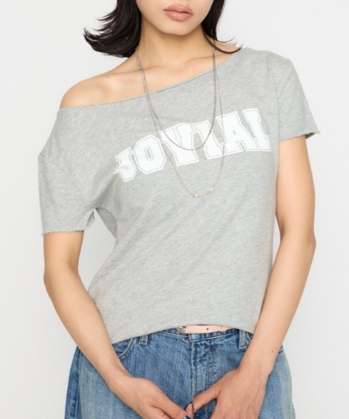 LAGUA GEM(ラグアジェム)の「LOOSEY PRINT CUT トップス(Tシャツ/カットソー・レディース・アイボリー/カーキ/杢グレー・FREE)」の1枚目の写真