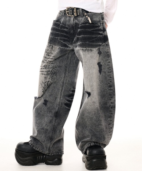 FUGA(フーガ)の「『FUGA/フーガ』プリント加工バレルレッグデニムパンツ(デニムパンツ・メンズ・ブラック/グレー・L/M)」の9枚目の写真