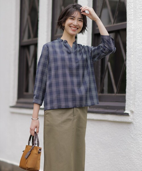 J.PRESS(ジェイプレス)の「20チノストレッチ スカート(スカート・レディース・ネイビー系/カーキ系/ベージュ系・T13/T15/T17)」の5枚目の写真