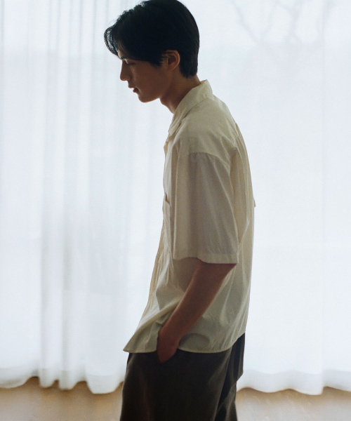 BLANKROOM(ブランクルーム)の「チリングポロニット_CAFÉ(シャツ/ブラウス・メンズ・その他・1/2/4/3)」の6枚目の写真