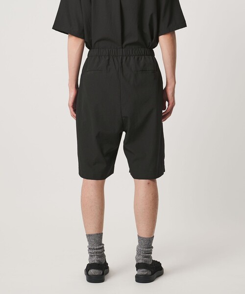 UNITED ARROWS(ユナイテッドアローズ)の「DotAir ドットエア オールギャザー ワイド ショーツ 吸水速乾 タテストレッチ(その他パンツ・メンズ・ブラック/ダークブラウン・L/M/S)」の16枚目の写真