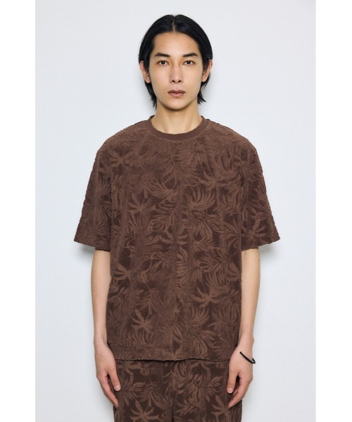 AZUL by moussy（アズールバイマウジー）の「【セットアップ対応】ボタニカルパイルトップス（Tシャツ/カットソー・メンズ・カーキ/ブラウン・MEDIUM/LARGE）」の6枚目の写真
