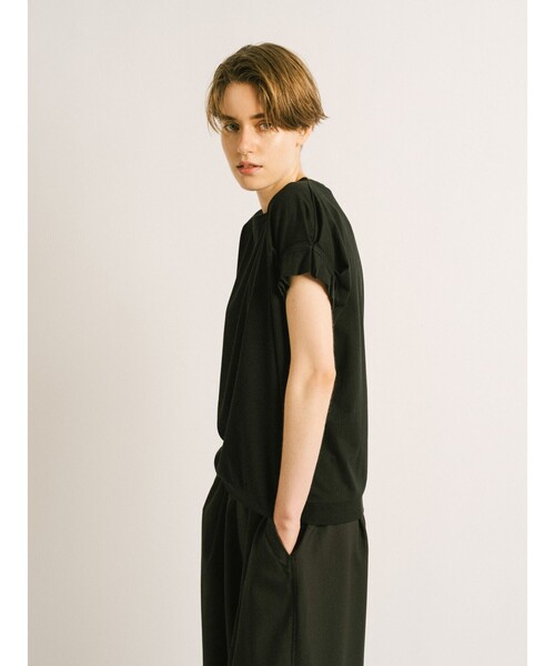 mizuiroind(ミズイロインド)の「mizuiro ind フリルスリーブクルーネックプルオーバー(Tシャツ/カットソー・レディース・チャコールグレー/ライトグレー/ブラウン/オフホワイト/ブラック・FREE)」の19枚目の写真