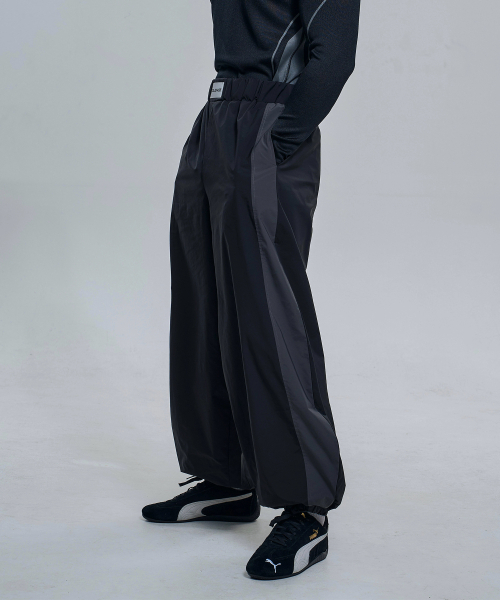 TOLANCE(トランス)の「エリートワイドカーブドジョガーパンツ - ブラック(スウェットパンツ・メンズ・ブラック・LARGE/MEDIUM/XX-LARGE/X-LARGE)」の6枚目の写真