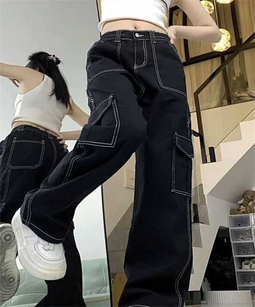 Dream garden(ドリームガーデン)の「配色ステッチ カーゴデニムパンツ(デニムパンツ・レディース・ブラック・XS/L/XL/2XL)」の4枚目の写真