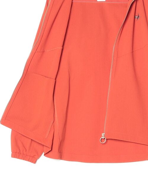 le coq sportif(ルコックスポルティフ)の「ルコックスポルティフ ストレッチリブクロスジャケット(ナイロンジャケット・レディース・レッド/ネイビー/ホワイト系その他・M/XL/L/S)」の6枚目の写真