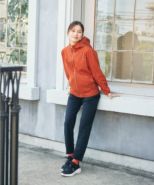 le coq sportif(ルコックスポルティフ)の「ルコックスポルティフ ストレッチリブクロスジャケット(ナイロンジャケット・レディース・レッド/ネイビー/ホワイト系その他・M/XL/L/S)」の11枚目の写真