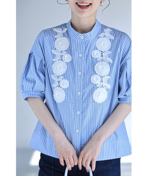 cawaii(カワイイ)の「ふんわりポワン袖の立体花ブラウストップス(シャツ/ブラウス・レディース・ホワイト/ブルー・FREE)」の15枚目の写真