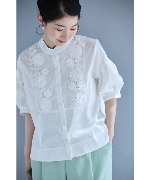 cawaii(カワイイ)の「ふんわりポワン袖の立体花ブラウストップス(シャツ/ブラウス・レディース・ホワイト/ブルー・FREE)」の7枚目の写真