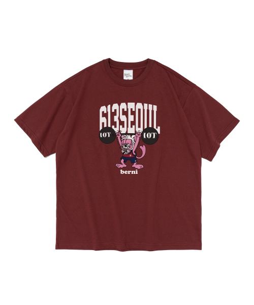 BERNI(ベルニ)の「BERNI x 613 リフティンググラフィック半袖Tシャツ (ワイン)(Tシャツ/カットソー・レディース・その他・SMALL/MEDIUM/LARGE/X-LARGE/2XL)」の1枚目の写真