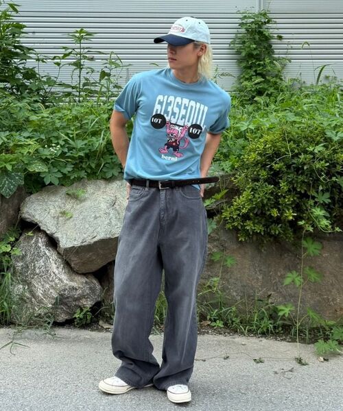 BERNI(ベルニ)の「BERNI x 613 リフティンググラフィック半袖Tシャツ (ワイン)(Tシャツ/カットソー・レディース・その他・SMALL/MEDIUM/LARGE/X-LARGE/2XL)」の4枚目の写真