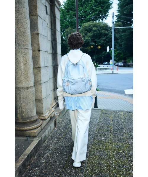 nagonstans（ナゴンスタンス）の「Somewhere backpack（ショルダーバッグ・レディース・グレー/ブラック・MEDIUM）」の13枚目の写真