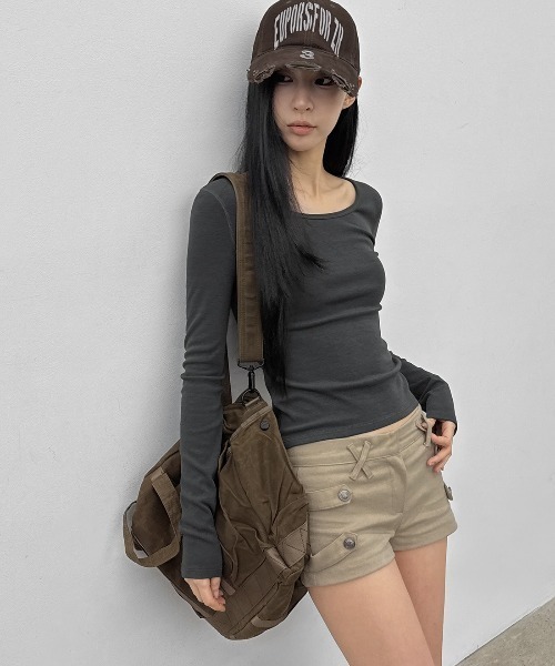 BLACKUP（ブラックアップ）の「[MADE] リブラステッチ起毛ワイドUネック長袖Tシャツ（Tシャツ/カットソー・レディース・オリーブ/レッド/クリーム/チャコール・FREE）」の14枚目の写真