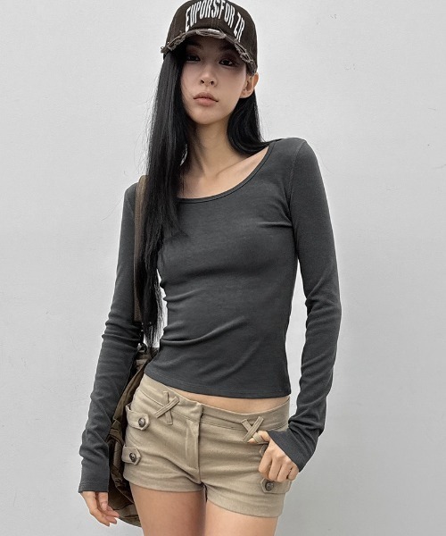 BLACKUP（ブラックアップ）の「[MADE] リブラステッチ起毛ワイドUネック長袖Tシャツ（Tシャツ/カットソー・レディース・オリーブ/レッド/クリーム/チャコール・FREE）」の13枚目の写真