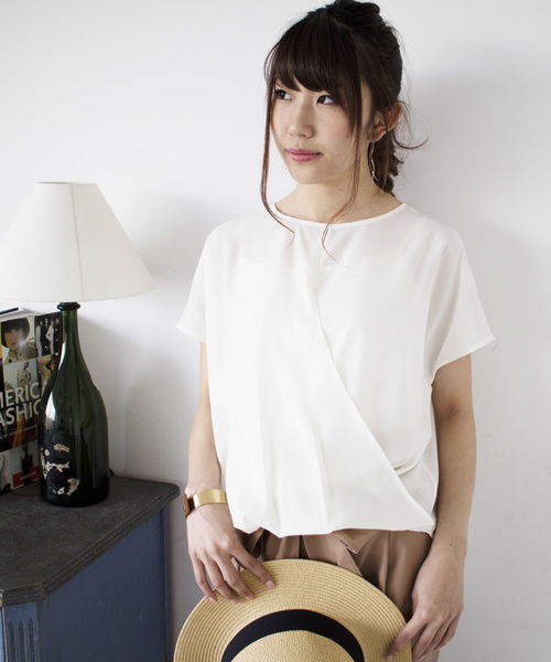 N.（N. Natural Beauty Basic）（エヌエヌナチュラルビューティーベーシック）の「カシュクールドレープブラウス（シャツ/ブラウス・レディース・ホワイト/ピンク・MEDIUM）」の2枚目の写真