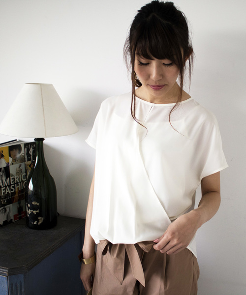 N.（N. Natural Beauty Basic）（エヌエヌナチュラルビューティーベーシック）の「カシュクールドレープブラウス（シャツ/ブラウス・レディース・ホワイト/ピンク・MEDIUM）」の12枚目の写真