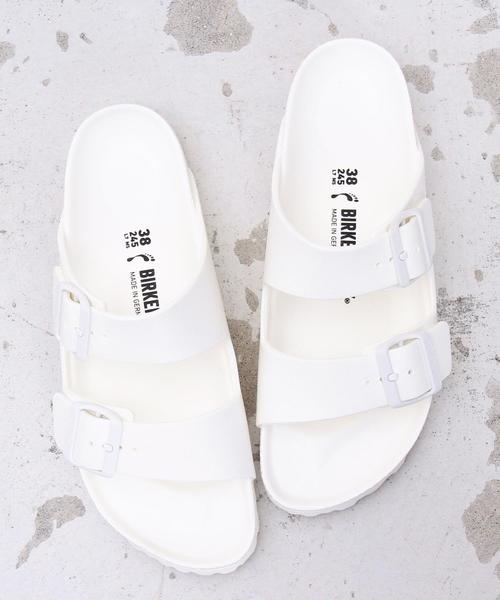 BIRKENSTOCK(ビルケンシュトック)の「<BIRKENSTOCK(ビルケンシュトック)>∴EVA ARIZONA サンダル(サンダル・レディース・ホワイト/ブラック/オリーブ/シルバー/オレンジ・36/38/37)」の1枚目の写真