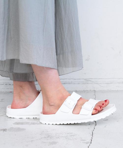 BIRKENSTOCK(ビルケンシュトック)の「<BIRKENSTOCK(ビルケンシュトック)>∴EVA ARIZONA サンダル(サンダル・レディース・ホワイト/ブラック/オリーブ/シルバー/オレンジ・36/38/37)」の6枚目の写真