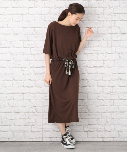 LEPSIM（レプシィム）の「ウエストベルトツキワンピース　732054（ワンピース・レディース・ブラック/ダークブラウン・LARGE/MEDIUM）」の13枚目の写真