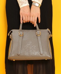 PLAIN CLOTHING | 型押しハンドバッグ【PLAIN CLOTHING】(ハンドバッグ)