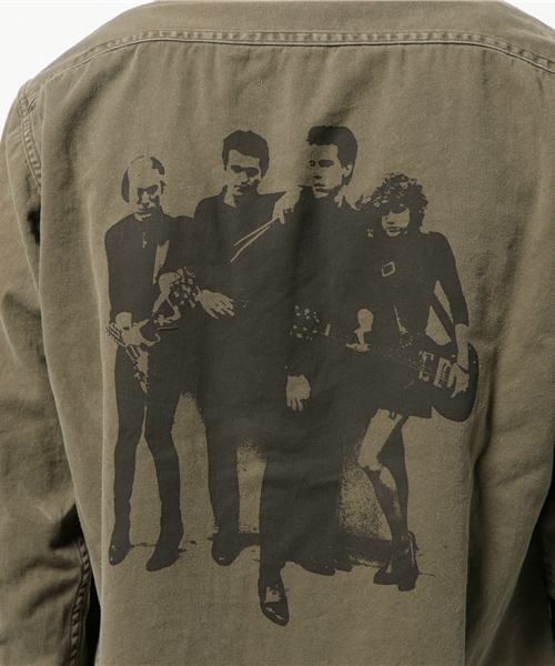 HYSTERIC GLAMOUR（ヒステリックグラマー）の「CR/CRAMPS pt 長袖ミリタリーSH（シャツ/ブラウス・メンズ・チャコールグレー/カーキ/グリーン系カモフラージュ・SMALL/MEDIUM/LARGE）」の4枚目の写真