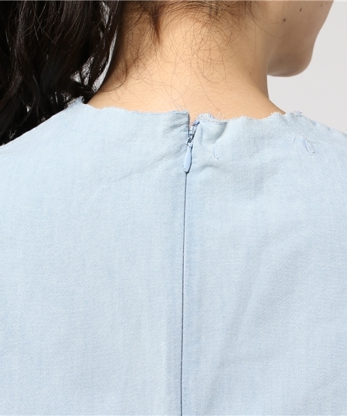 Uncut Bound（アンカットバウンド）の「WAVEN(ウェイヴン)   BELTED TOP 　カットソー（Tシャツ/カットソー・レディース・ライトブルー・SMALL）」の6枚目の写真