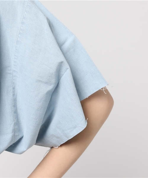 Uncut Bound（アンカットバウンド）の「WAVEN(ウェイヴン)   BELTED TOP 　カットソー（Tシャツ/カットソー・レディース・ライトブルー・SMALL）」の7枚目の写真