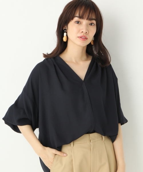 A part by（アパートバイ）の「Rギャザースキッパーブラウス　749995 （シャツ/ブラウス・レディース・ネイビー/ホワイト/テラコッタ/ブルー/ベージュ・FREE）」の4枚目の写真