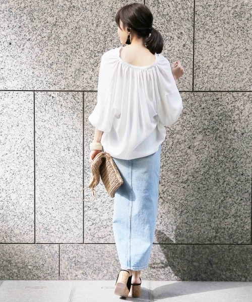 A part by（アパートバイ）の「Rギャザースキッパーブラウス　749995 （シャツ/ブラウス・レディース・ネイビー/ホワイト/テラコッタ/ブルー/ベージュ・FREE）」の7枚目の写真