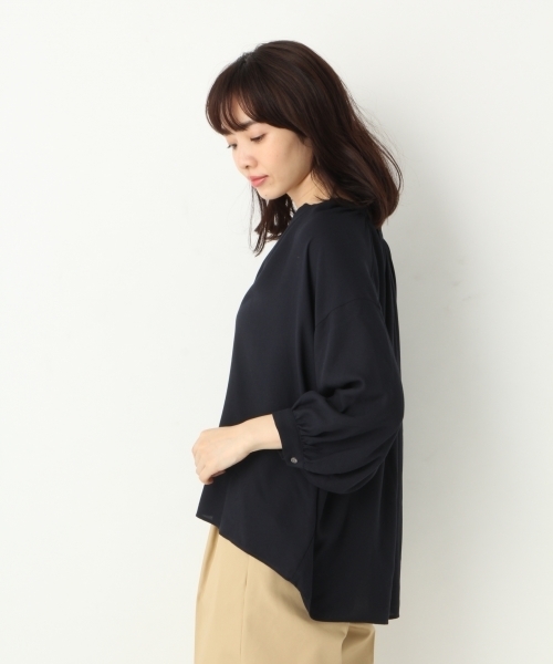 A part by（アパートバイ）の「Rギャザースキッパーブラウス　749995 （シャツ/ブラウス・レディース・ネイビー/ホワイト/テラコッタ/ブルー/ベージュ・FREE）」の13枚目の写真