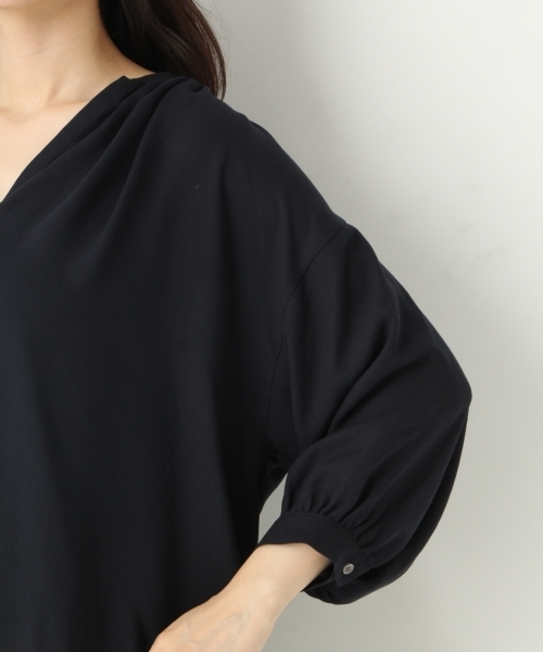 A part by（アパートバイ）の「Rギャザースキッパーブラウス　749995 （シャツ/ブラウス・レディース・ネイビー/ホワイト/テラコッタ/ブルー/ベージュ・FREE）」の16枚目の写真