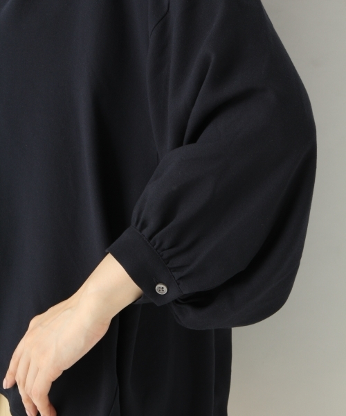 A part by（アパートバイ）の「Rギャザースキッパーブラウス　749995 （シャツ/ブラウス・レディース・ネイビー/ホワイト/テラコッタ/ブルー/ベージュ・FREE）」の17枚目の写真