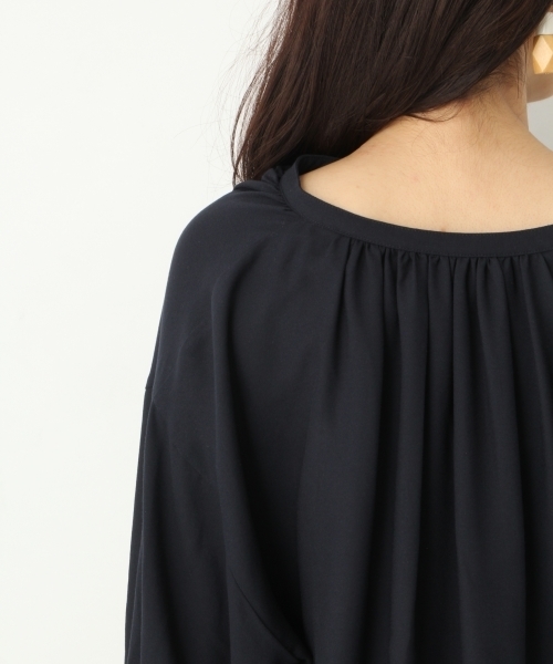 A part by（アパートバイ）の「Rギャザースキッパーブラウス　749995 （シャツ/ブラウス・レディース・ネイビー/ホワイト/テラコッタ/ブルー/ベージュ・FREE）」の19枚目の写真