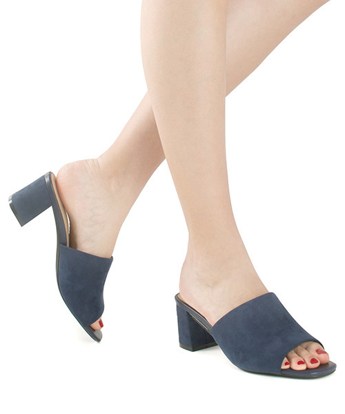 RANDA（ランダ）の「スエードミュールサンダル（サンダル・レディース・ネイビー/マスタード/ブラック/ベージュ系その他/ワインレッド/グリーン/パープル・M/S/L/LL）」の8枚目の写真