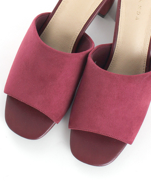 RANDA（ランダ）の「スエードミュールサンダル（サンダル・レディース・ネイビー/マスタード/ブラック/ベージュ系その他/ワインレッド/グリーン/パープル・M/S/L/LL）」の9枚目の写真
