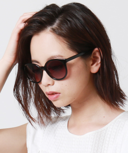 THE CASUAL（カジュアル）の「ラウンド / ボストン / ウェリントン / サーモント / スクエア / ボスリントン / UVカット カラーレンズ サングラス メタルフレーム（サングラス・メンズ・イエロー/ブルー系その他/クリアブラック/ブラック系その他/ライトブラウン/クリア/ブラウン系その他/ブラック系その他2/ブラック系その他4/グリーン/ブラック系その他6/ブラウン系その他3/クリアブラウン/ブラック/ブラック系その他3/ブルー/ブラック系その他5/ブラウン系その他2/ダークブラウン/ブラウン/その他5/その他10/その他/その他4/その他9/その他3/その他8/その他2/その他7/その他1/その他6/その他12/その他11/K/N/O/M/F/L/D/G/Q/T/C/R/P/E/J/I/H/B/S/A/U/その他19/その他27/その他14/その他23/その他21/その他29/その他15/その他16/その他24/その他18/その他26/その他13/その他22/その他17/その他25/その他20/その他28/その他30/その他31/その他33/その他32・FREE）」の5枚目の写真