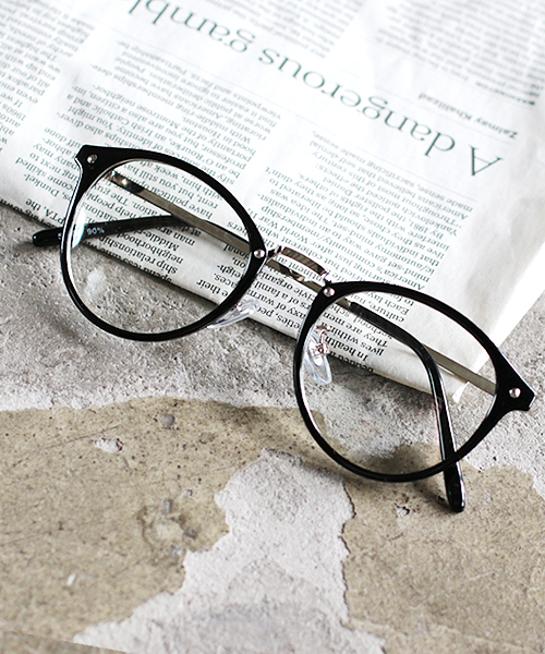 THE CASUAL（カジュアル）の「ラウンド / ボストン / ウェリントン / サーモント / スクエア / ボスリントン / UVカット カラーレンズ サングラス メタルフレーム（サングラス・メンズ・イエロー/ブルー系その他/クリアブラック/ブラック系その他/ライトブラウン/クリア/ブラウン系その他/ブラック系その他2/ブラック系その他4/グリーン/ブラック系その他6/ブラウン系その他3/クリアブラウン/ブラック/ブラック系その他3/ブルー/ブラック系その他5/ブラウン系その他2/ダークブラウン/ブラウン/その他5/その他10/その他/その他4/その他9/その他3/その他8/その他2/その他7/その他1/その他6/その他12/その他11/K/N/O/M/F/L/D/G/Q/T/C/R/P/E/J/I/H/B/S/A/U/その他19/その他27/その他14/その他23/その他21/その他29/その他15/その他16/その他24/その他18/その他26/その他13/その他22/その他17/その他25/その他20/その他28/その他30/その他31/その他33/その他32・FREE）」の8枚目の写真