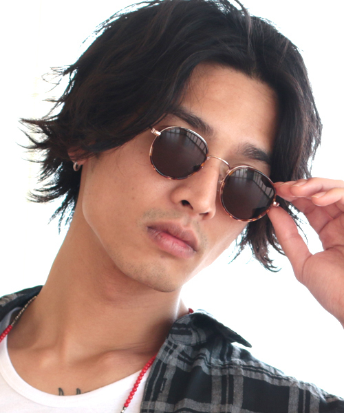 THE CASUAL（カジュアル）の「ラウンド / ボストン / ウェリントン / サーモント / スクエア / ボスリントン / UVカット カラーレンズ サングラス メタルフレーム（サングラス・メンズ・イエロー/ブルー系その他/クリアブラック/ブラック系その他/ライトブラウン/クリア/ブラウン系その他/ブラック系その他2/ブラック系その他4/グリーン/ブラック系その他6/ブラウン系その他3/クリアブラウン/ブラック/ブラック系その他3/ブルー/ブラック系その他5/ブラウン系その他2/ダークブラウン/ブラウン/その他5/その他10/その他/その他4/その他9/その他3/その他8/その他2/その他7/その他1/その他6/その他12/その他11/K/N/O/M/F/L/D/G/Q/T/C/R/P/E/J/I/H/B/S/A/U/その他19/その他27/その他14/その他23/その他21/その他29/その他15/その他16/その他24/その他18/その他26/その他13/その他22/その他17/その他25/その他20/その他28/その他30/その他31/その他33/その他32・FREE）」の16枚目の写真