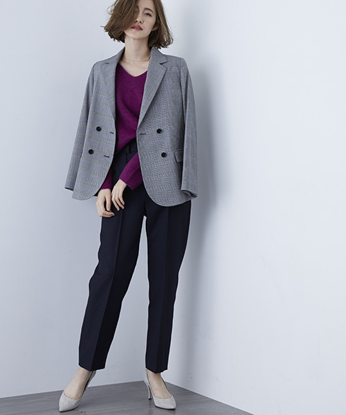 STUDIOUS(ステュディオス)の「アンゴラVネックデコルテニット(ニット/セーター・レディース・ライトグレー/インディゴブルー/オフホワイト/パープル・FREE)」の18枚目の写真