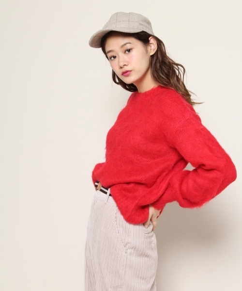 PAGEBOY(ページボーイ)の「モヘア混ふんわりスリーブニット(ニット/セーター・レディース・レッド/アイボリー/杢グレー/キャメル・FREE)」の4枚目の写真