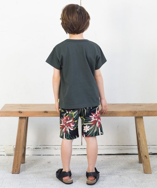 BREEZE（ブリーズ）の「ネット限定無地ビッグシルエットTシャツ（Tシャツ/カットソー・キッズ・チャコール/ブルー/レッド/カーキ/オフホワイト・80/90/95/140/100/110/120/130）」の9枚目の写真