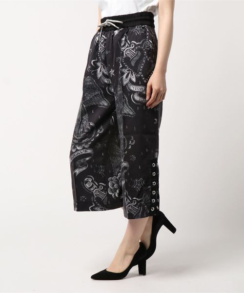 DIESEL（ディーゼル）の「00SBH40AARA（その他パンツ・レディース・ブラック・SMALL/MEDIUM/X-SMALL）」の4枚目の写真