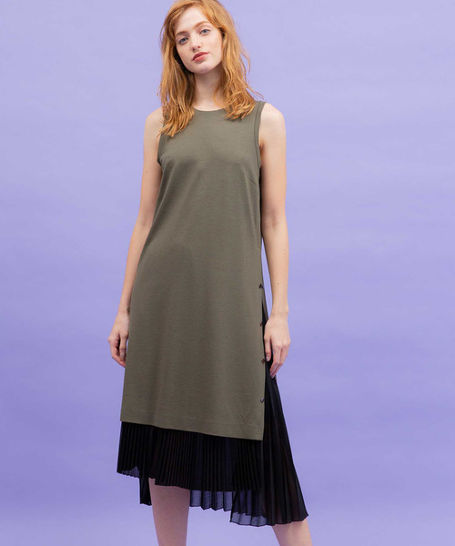 UNITED TOKYO（ユナイテッドトウキョウ）の「プリーツレイヤードワンピース（ワンピース・レディース・ワインレッド/ブラック/カーキ・1）」の19枚目の写真